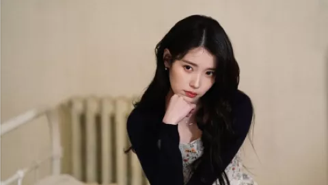 59岁大爷百万生意转短剧